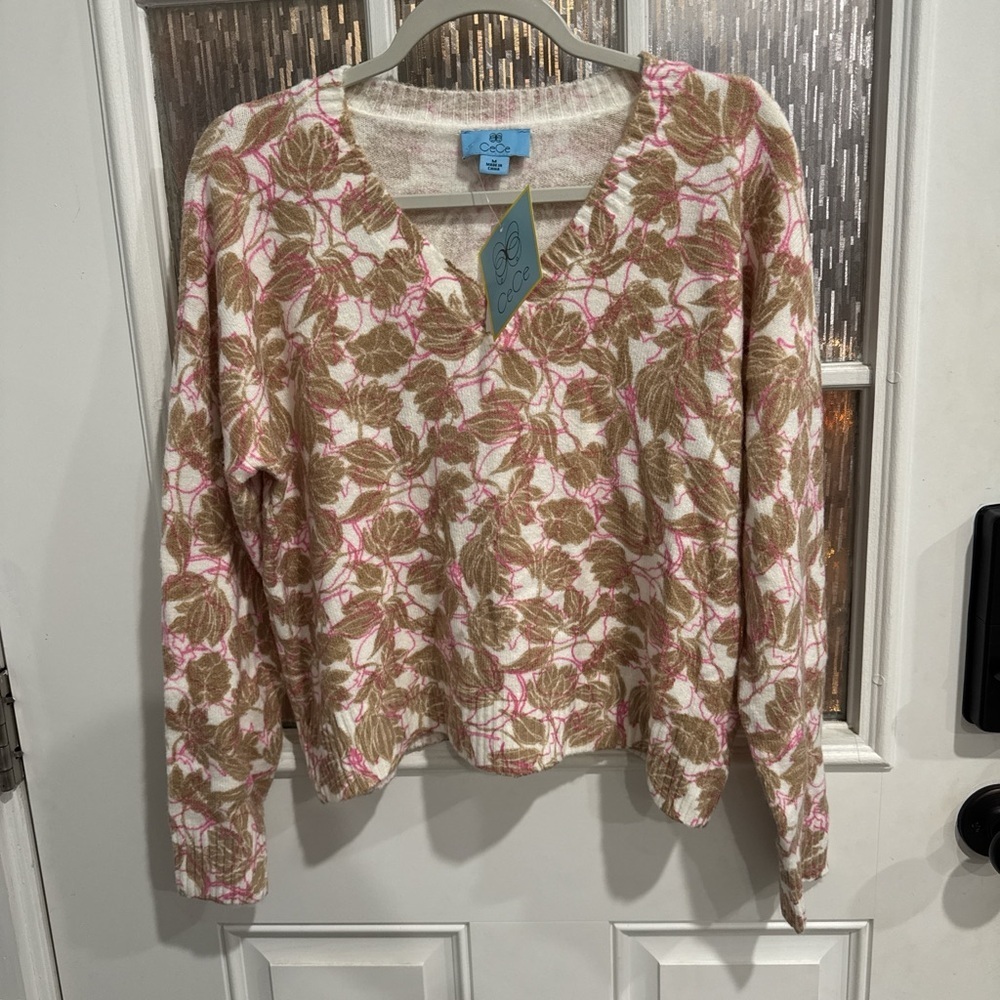 CeCe Women Medium V-Neck Sweater Soft Knit Beige Pink Leaf Pattern Pullover NWT - Picture 2 of 12